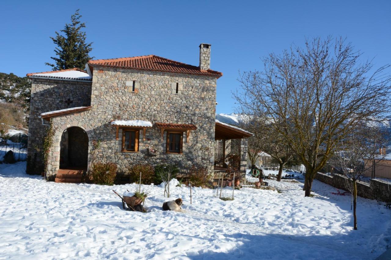 Country Stone House ,Next To Kalavrita Βίλα Εξωτερικό φωτογραφία